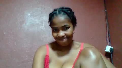 rovaelyah online show from January 7, 6:17 am