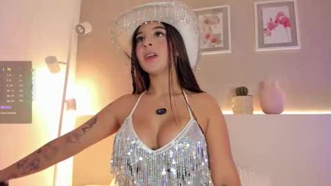 Roxanne Gomez online show from October 28, 12:55 pm