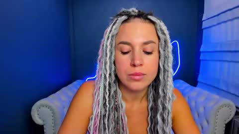 Roxy online show from September 19, 1:59 am