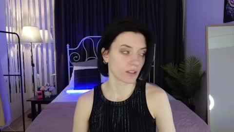 roxy_riot_ online show from January 28, 1:29 am