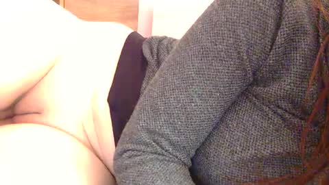 Snapshot of roxy_secrets chatting on February 2, 9:30 am roxy secrets online show from February 2, 9:30 am