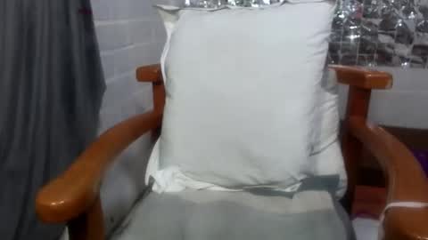 ruby_rose33 online show from October 24, 3:02 am