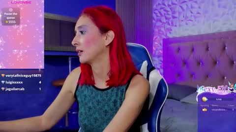 ruby_your_milf online show from February 4, 10:35 pm