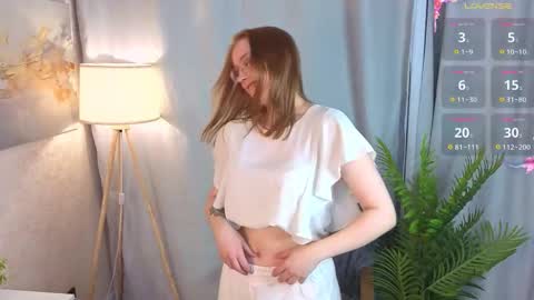 Hello im Nana online show from March 5, 5:14 am