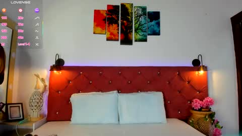 Ruth online show from November 5, 1:05 pm