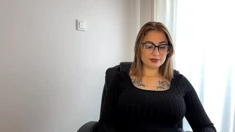 Nika online show from September 23, 3:32 pm