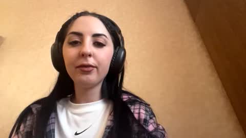 Cindy online show from November 8, 10:09 am