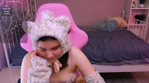 Ruyjin online show from February 2, 11:19 am