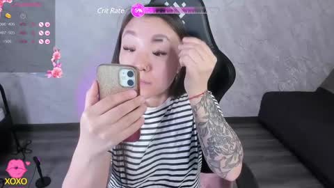 GMT7TueWedThuFriSatSun 0100am-0700am online show from February 6, 12:11 am