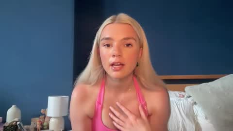 Snapshot of sabrinamasson chatting on September 24, 1:54 pm sabrina online show from September 24, 1:54 pm