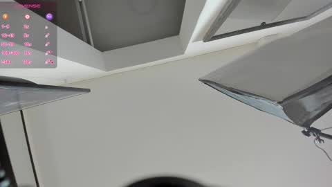 safia37_ online show from December 2, 7:05 pm