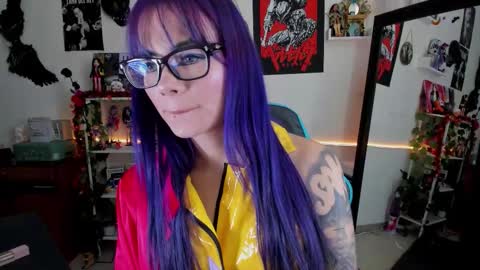    online show from November 4, 8:41 am