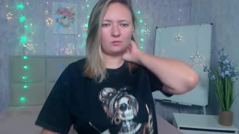 Sally online show from September 10, 6:52 pm