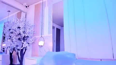  Salome benz online show from February 10, 11:30 pm