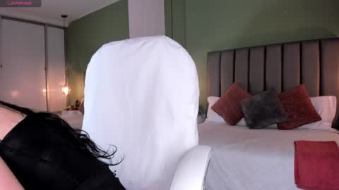  Samantha  online show from December 21, 1:10 pm