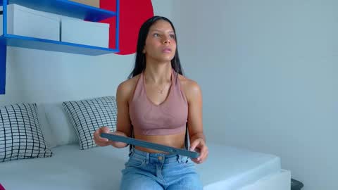   online show from September 14, 12:14 pm