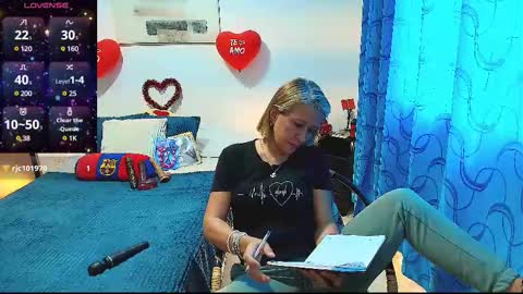 Samanta Stone online show from February 17, 9:10 pm