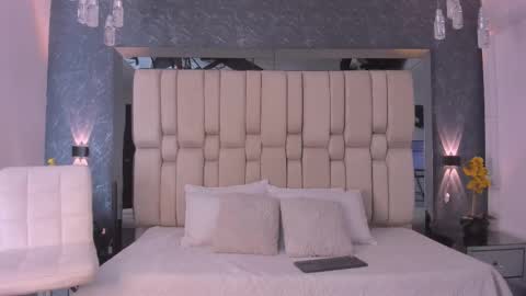 samantavazquez online show from October 7, 12:31 pm