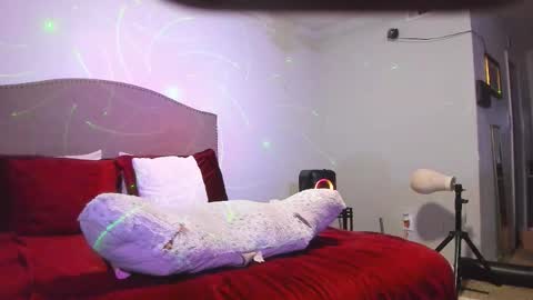 Yaya online show from November 17, 4:02 am