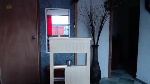 Snapshot of sami_cutte chatting on October 22, 8:47 pm sami_cutte online show from October 22, 8:47 pm