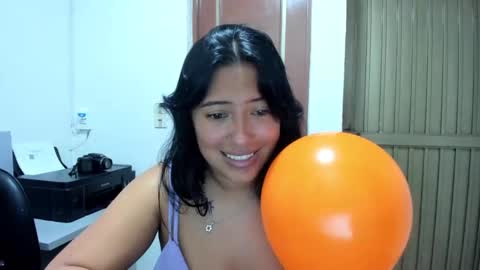 Snapshot of sami_cutte chatting on January 13, 10:45 pm sami_cutte online show from January 13, 10:45 pm