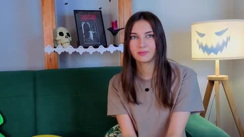 Isabel but you can call me Bella online show from October 30, 1:41 am