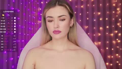 Sandy online show from February 17, 3:04 am