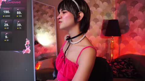 Viola  online show from November 14, 9:59 pm