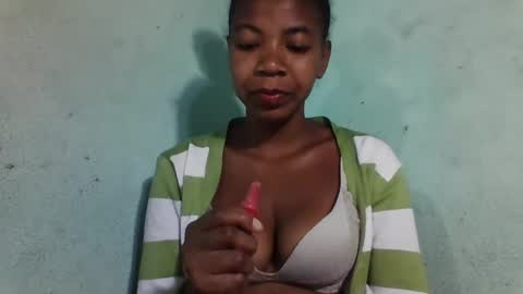 sanyah0123 online show from November 24, 4:47 am