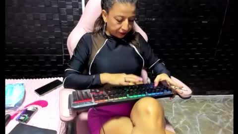 no limits sarah online show from February 9, 11:46 pm