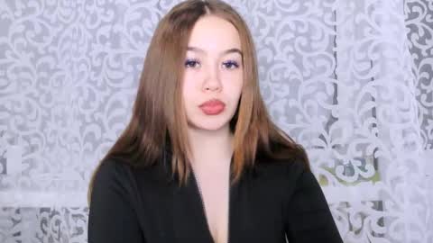 sara_kox online show from January 2, 8:13 pm