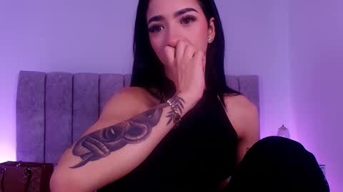 sara_lopee1 online show from December 4, 12:29 pm