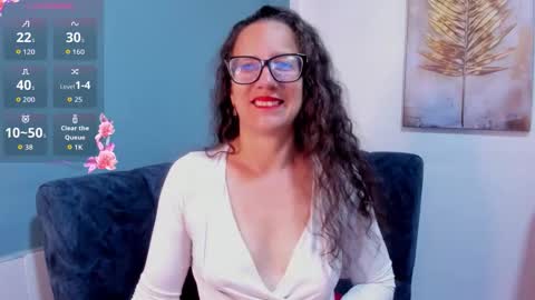 Sara   online show from December 19, 1:47 pm