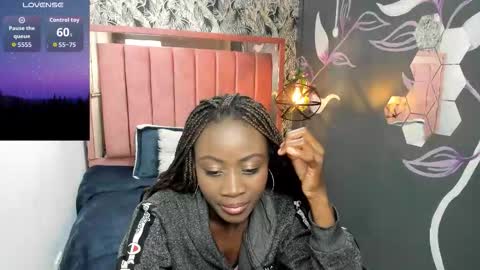 S A R A online show from September 25, 5:55 pm