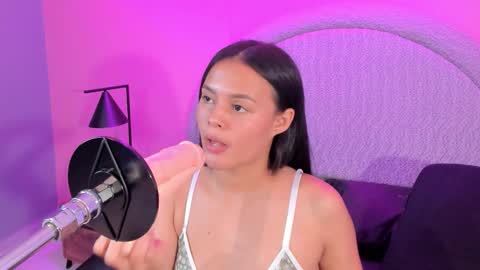 Sara  online show from February 27, 8:19 pm