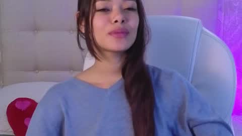 sara  online show from October 6, 4:07 am