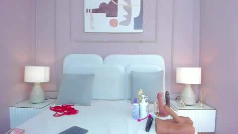 Sara online show from October 7, 11:36 am