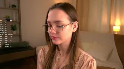 Im Sara  online show from February 10, 8:06 am