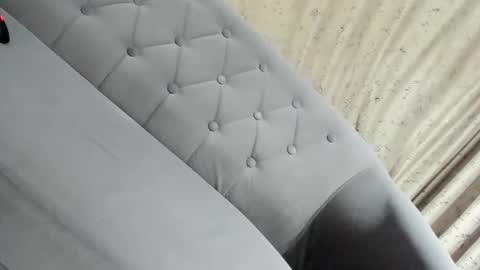 Queen Ssaraah online show from November 27, 8:34 pm