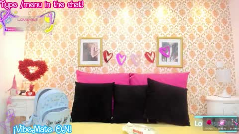 SaraAvila  online show from February 7, 10:24 pm