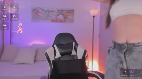 sara cavali online show from December 18, 4:01 pm