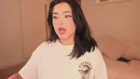   online show from October 24, 6:20 am