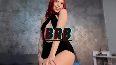 sarahgrant_ online show from November 26, 3:29 am