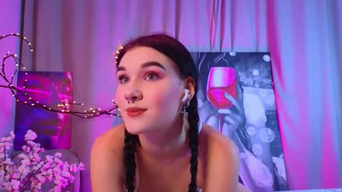 Sarah  online show from November 20, 9:27 pm