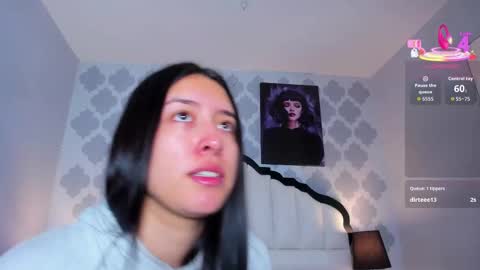 Sarah online show from November 9, 2:35 pm