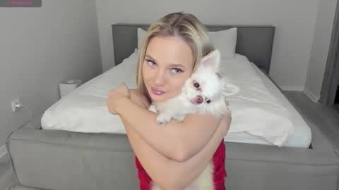 sarahphyllis online show from November 21, 8:00 pm