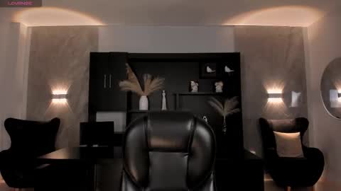 Sarah  independent model online show from September 18, 4:00 am