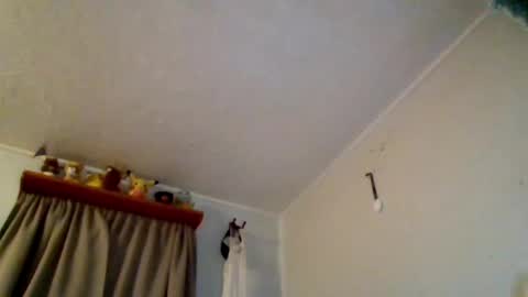 Snapshot of sarapatches chatting on October 2, 8:41 am sarapatches online show from October 2, 8:41 am