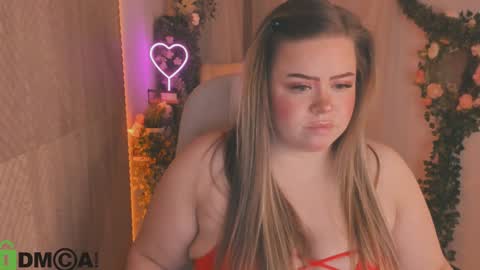 Sara online show from February 2, 8:51 pm