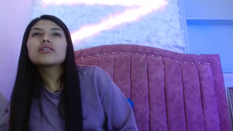 sarastonesx online show from January 31, 2:37 am